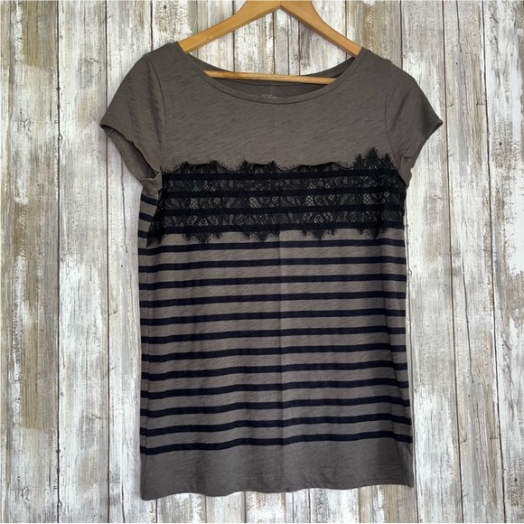 Loft Striped Gray Navy Blue Lace Appliqué Tee - Picture 1 of 4